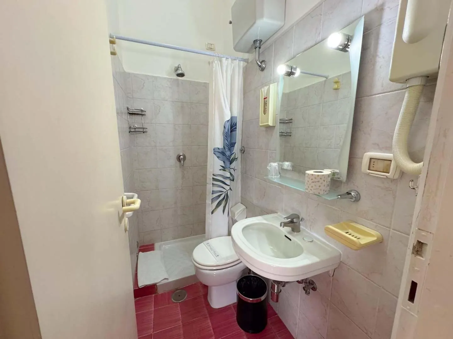 Oasi San Francesco Hotel Rome 0*,  Italië